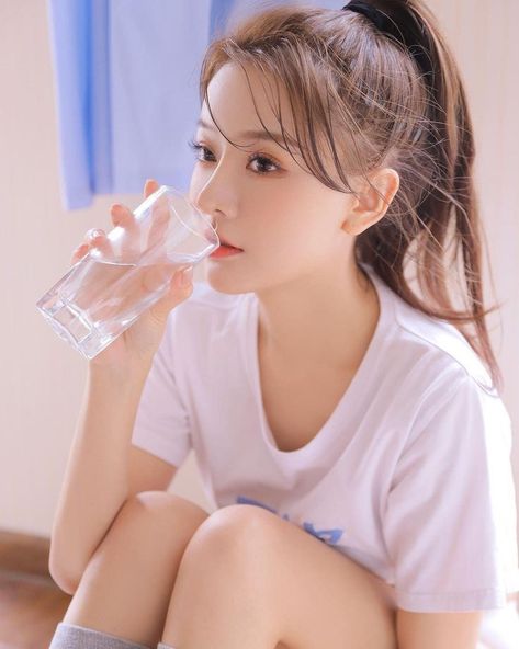 《相亲对象是高中生》动漫